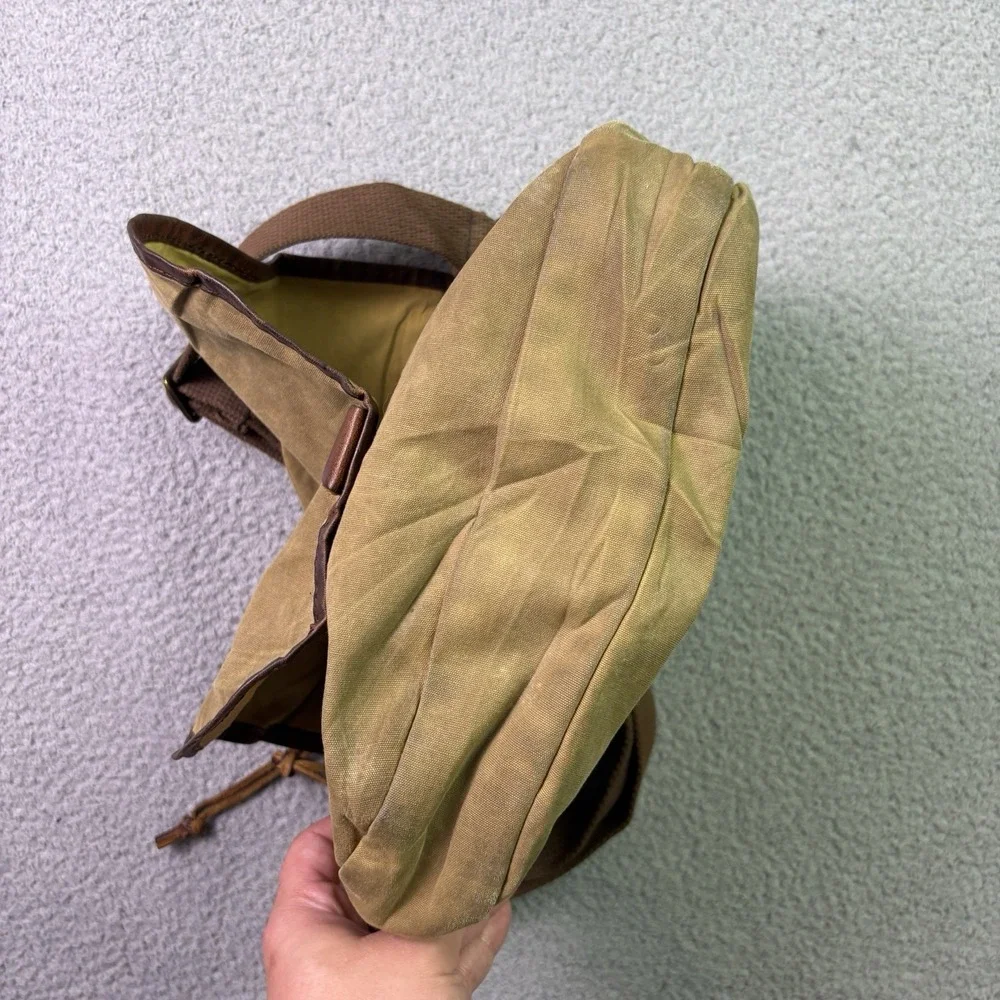 Duluth Trading Co Messenger Bag Mens Medium Green Oil Canvas Crossbody Organizer
